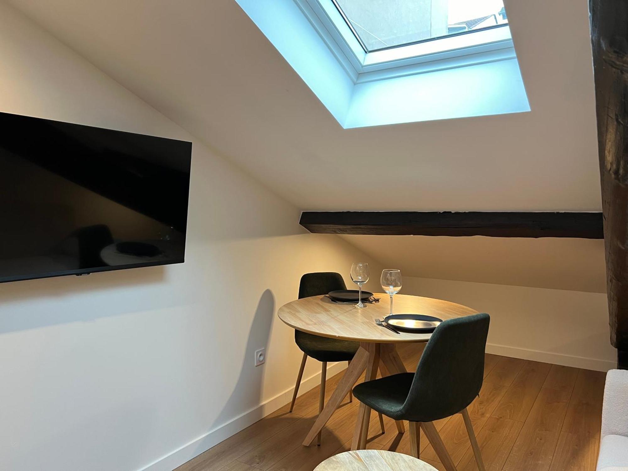 Toscana Casa Maja - Terrasse - Parking Prive 생테티엔 외부 사진
